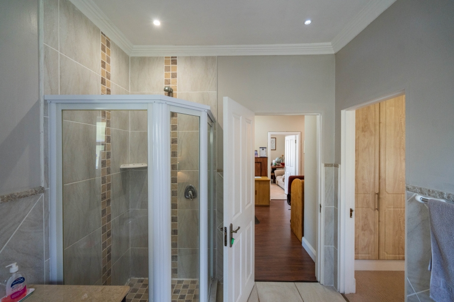 5 Bedroom Property for Sale in Royal Alfred Marina Eastern Cape